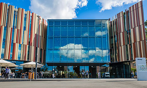  Macquarie Business School